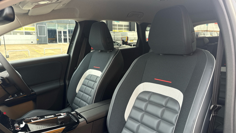 Citroen C5 Aircross 1.2 Hybrid 145 Max Edition 5dr Auto Petrol Hatchback